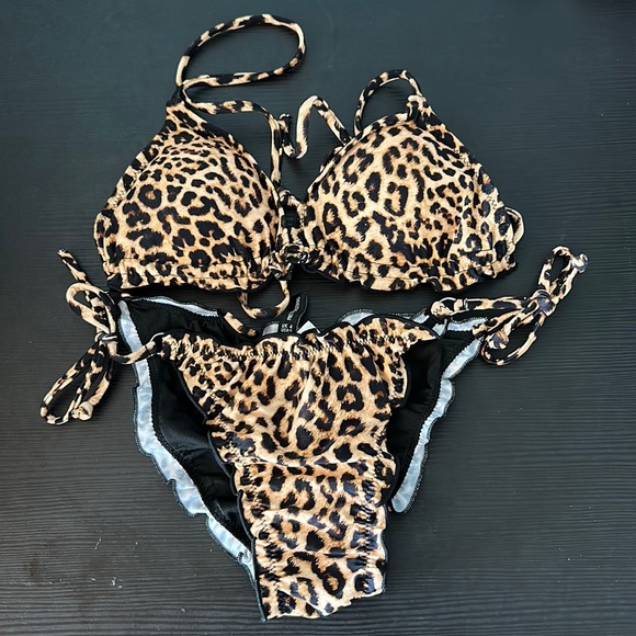 Leopard bikini - Picture 2 of 3